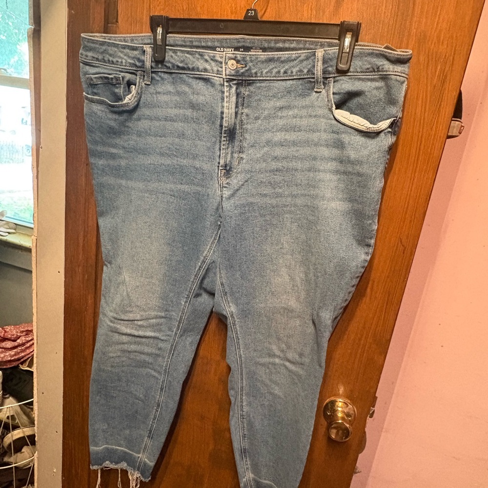 Old Navy Mid-rise Skinny Jean (24)